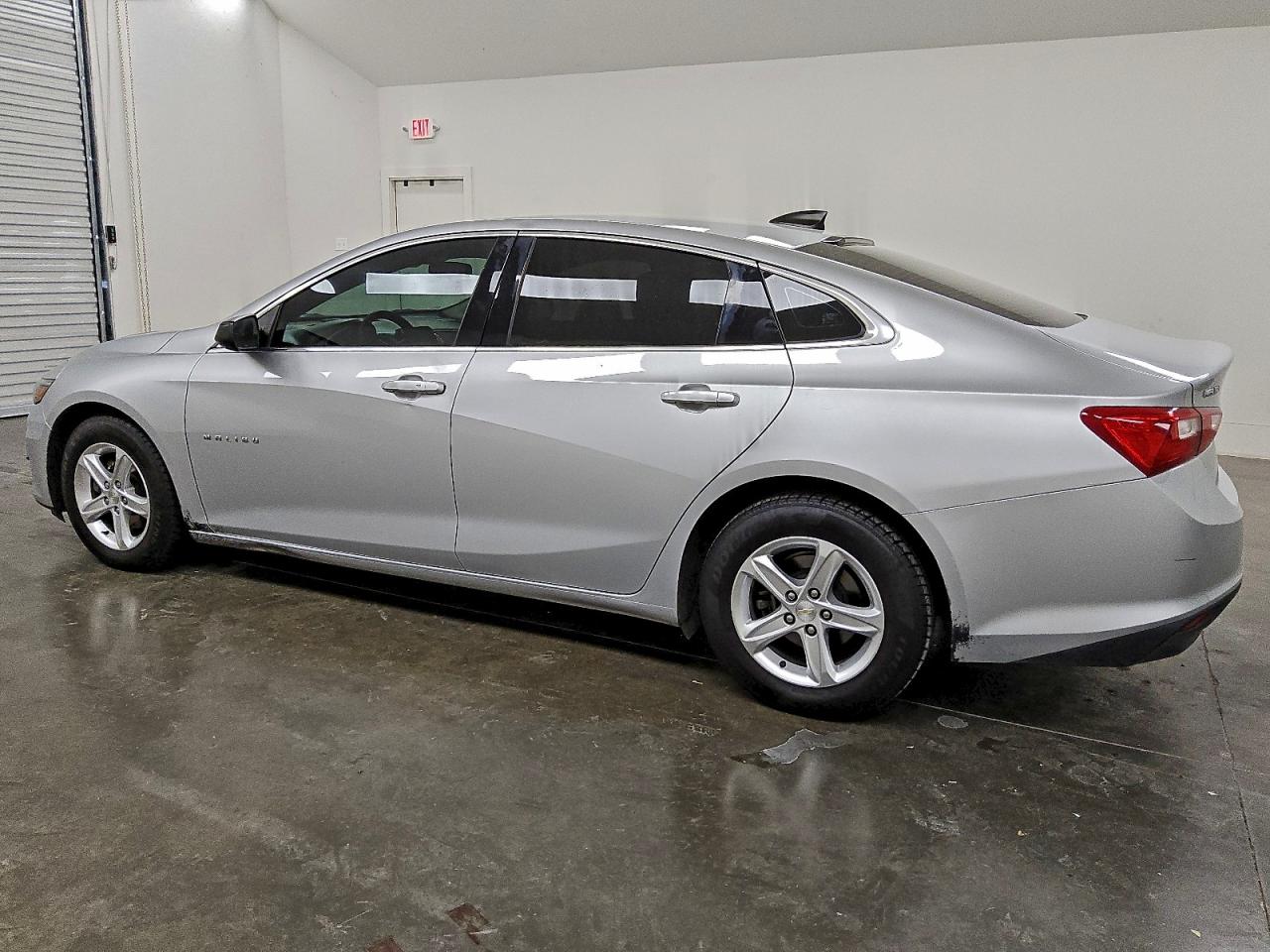 2020 CHEVROLET MALIBU LS photo 2