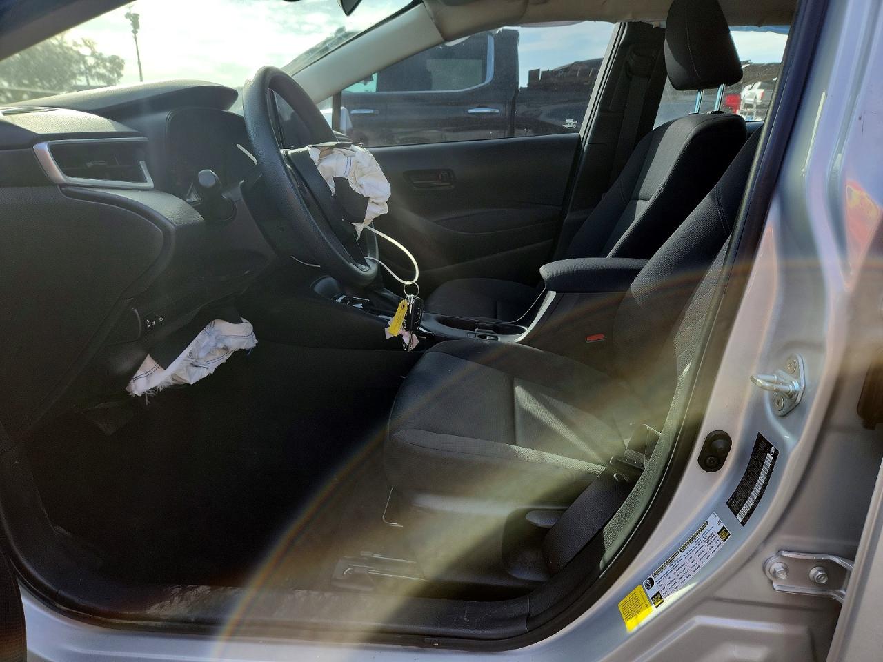 2023 TOYOTA COROLLA LE photo 7
