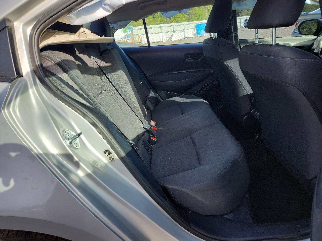 2023 TOYOTA COROLLA LE photo 10