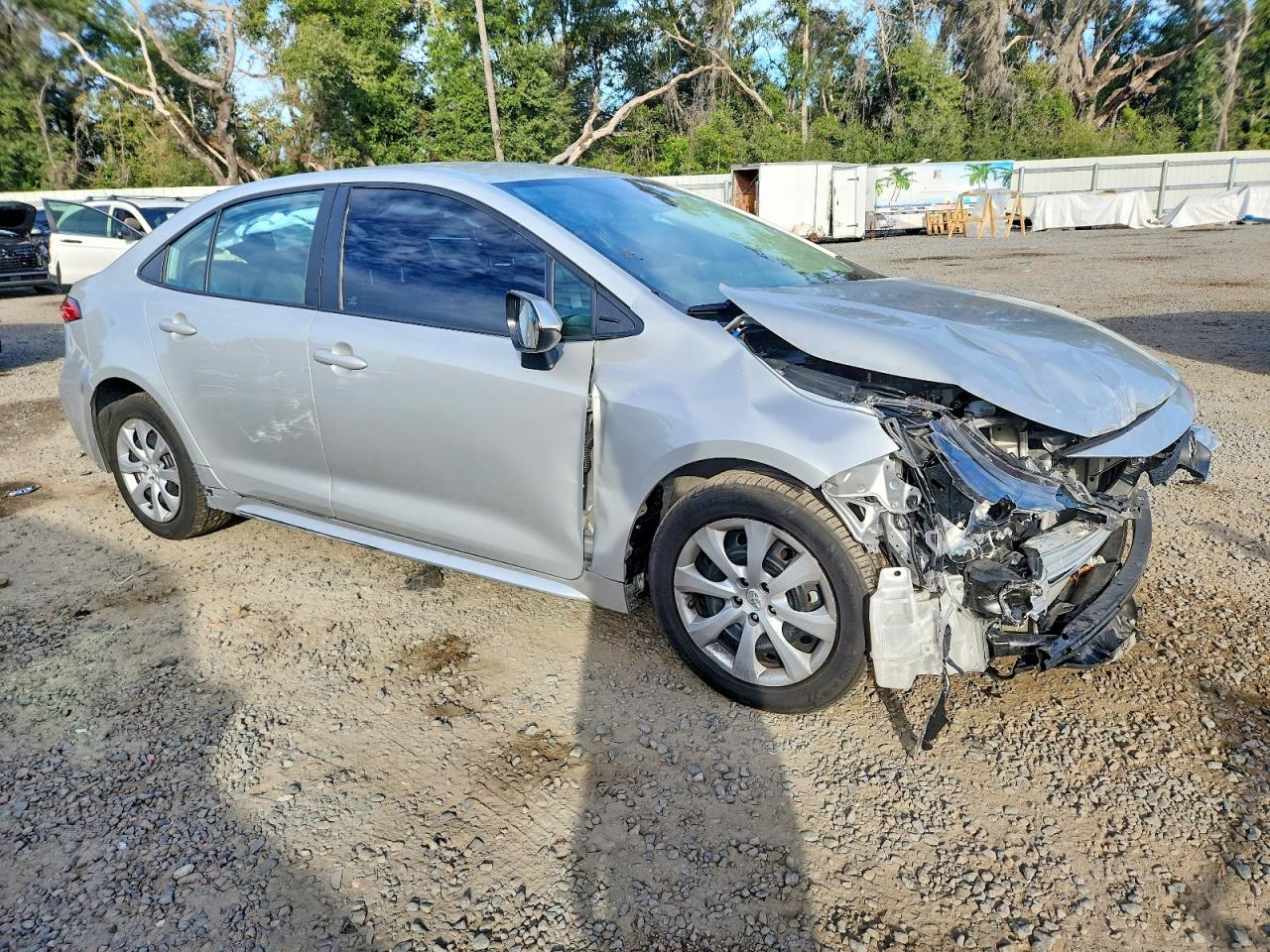 2023 TOYOTA COROLLA LE photo 4
