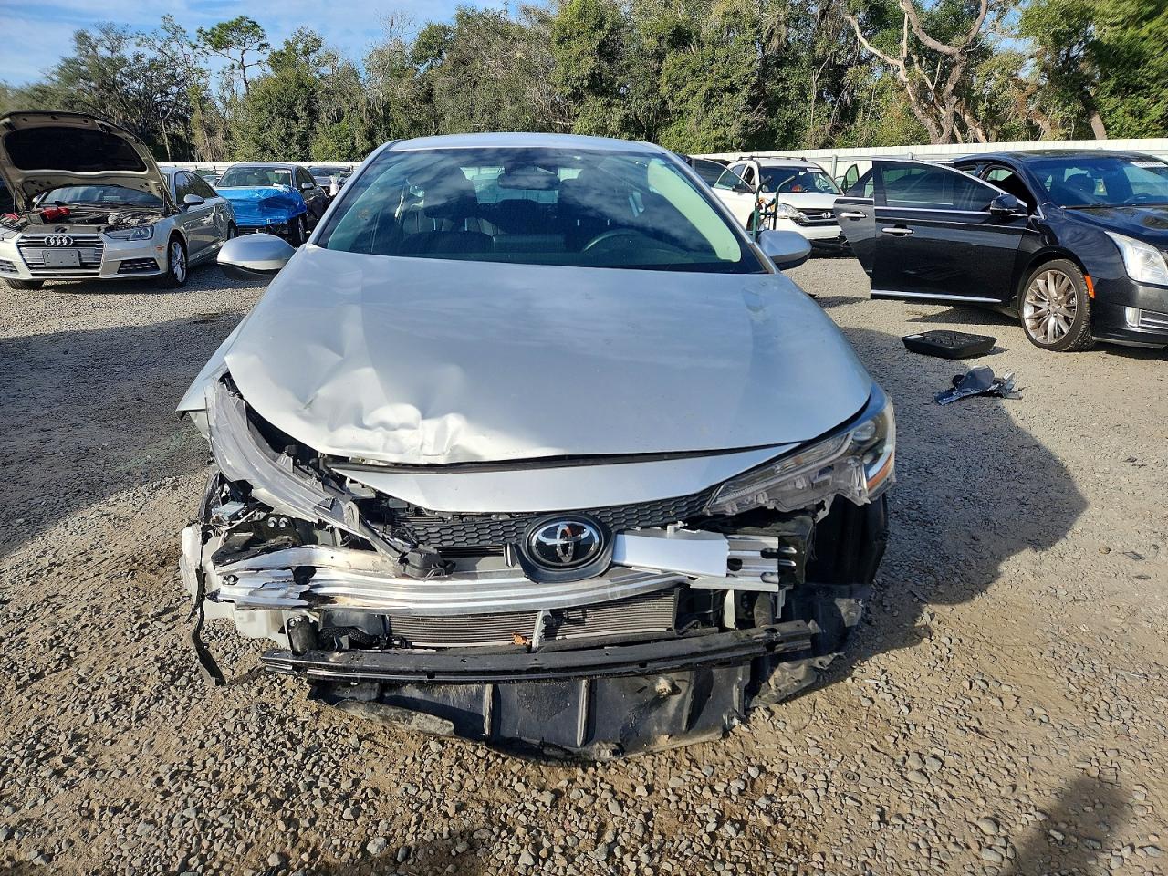 2023 TOYOTA COROLLA LE photo 5