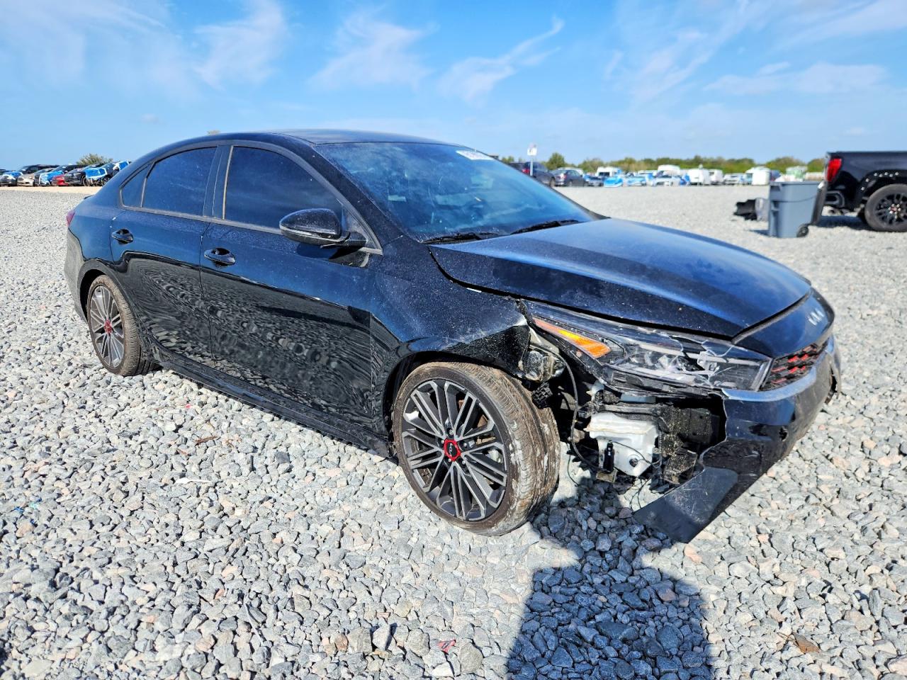 2024 KIA FORTE GT photo 4