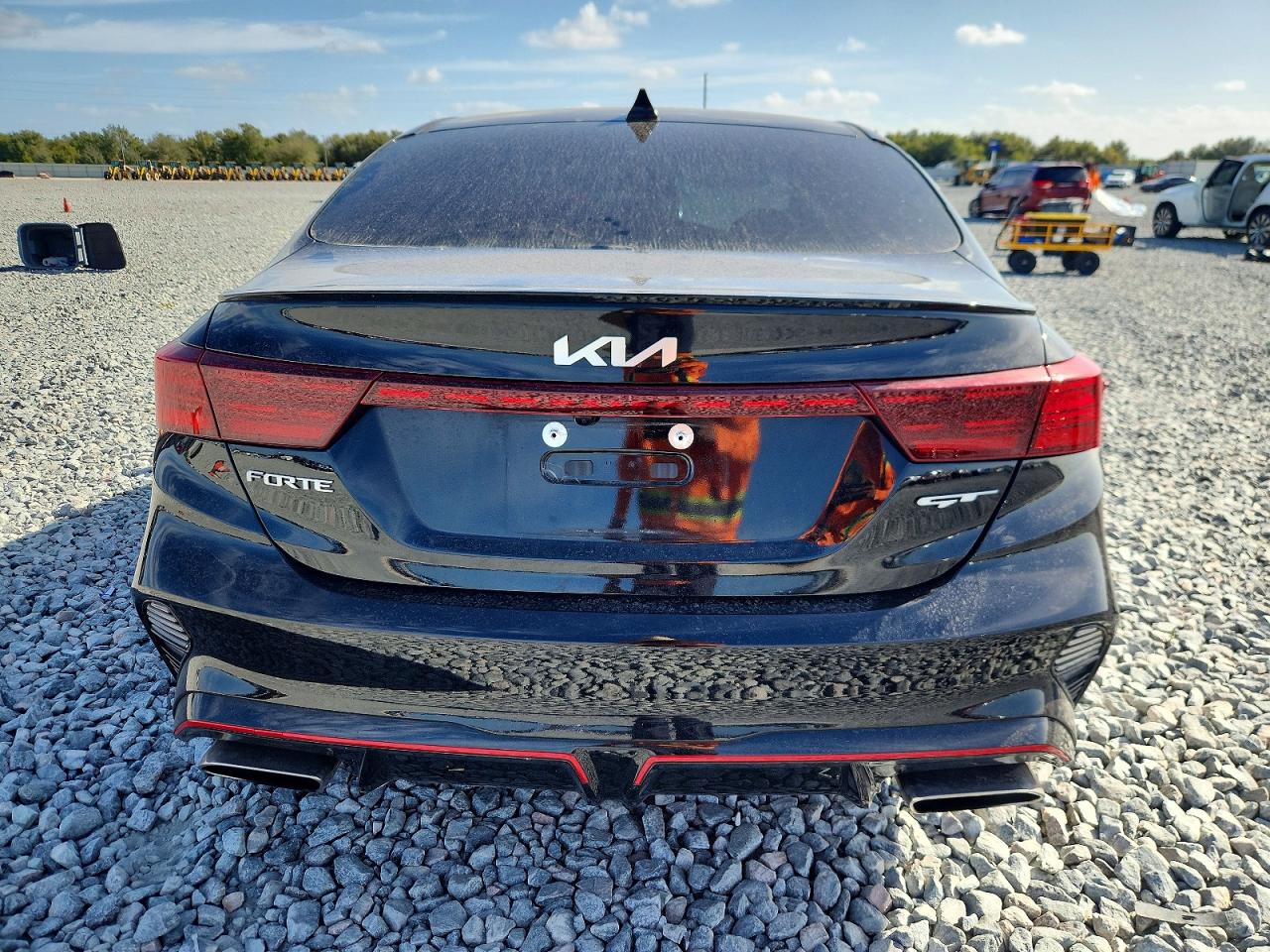 2024 KIA FORTE GT photo 6