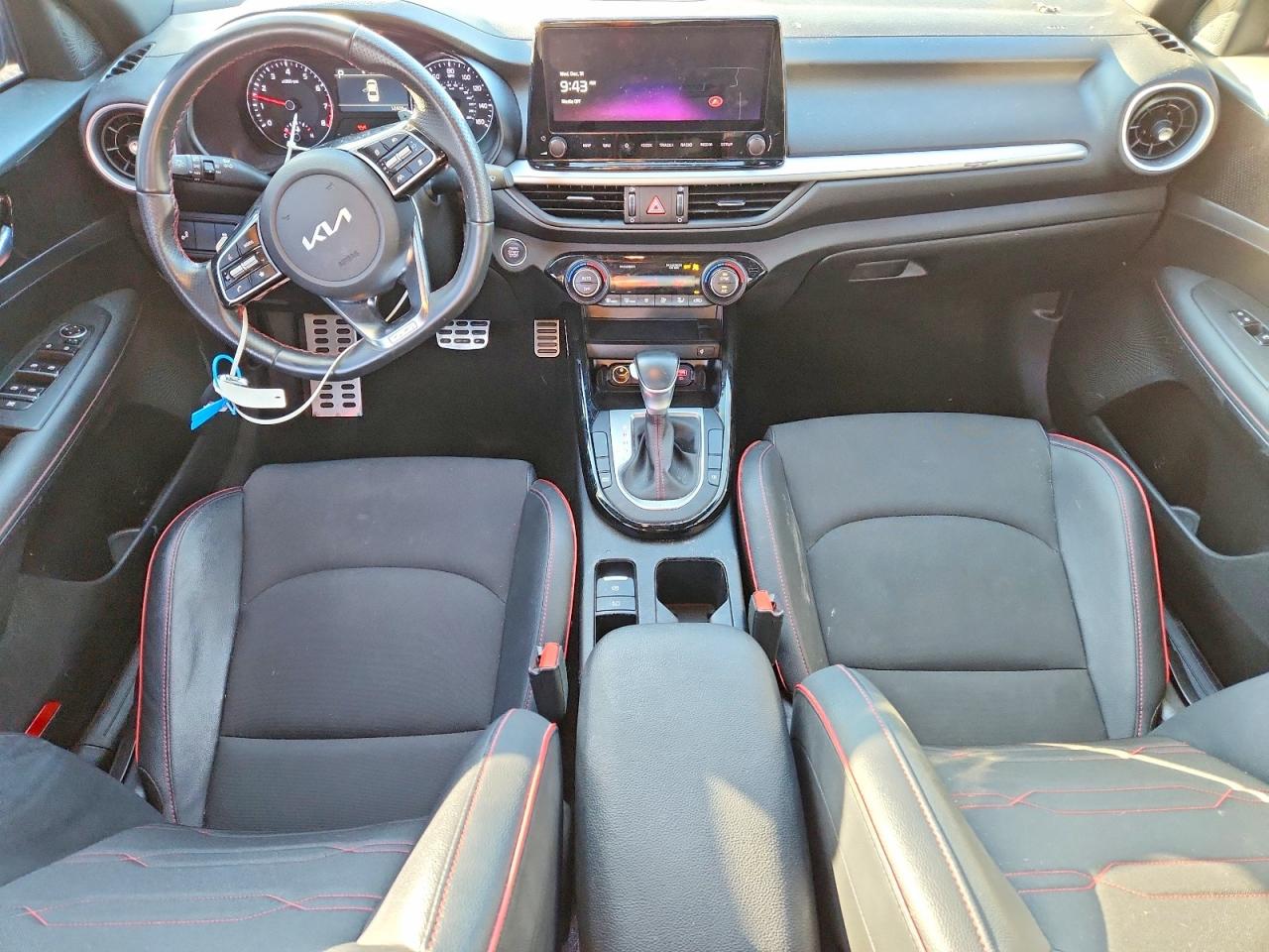 2024 KIA FORTE GT photo 8