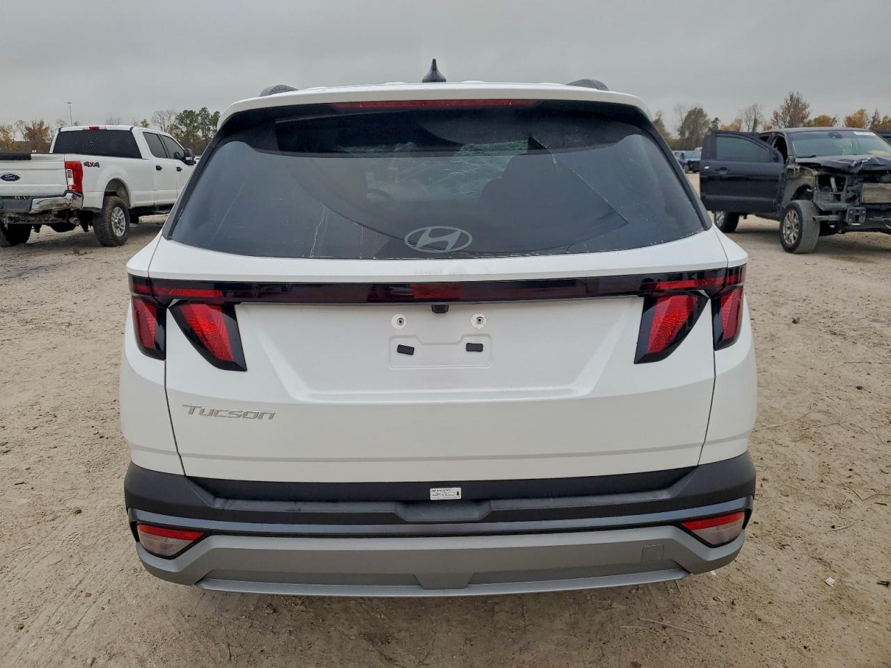 2025 HYUNDAI TUCSON SEL photo 6