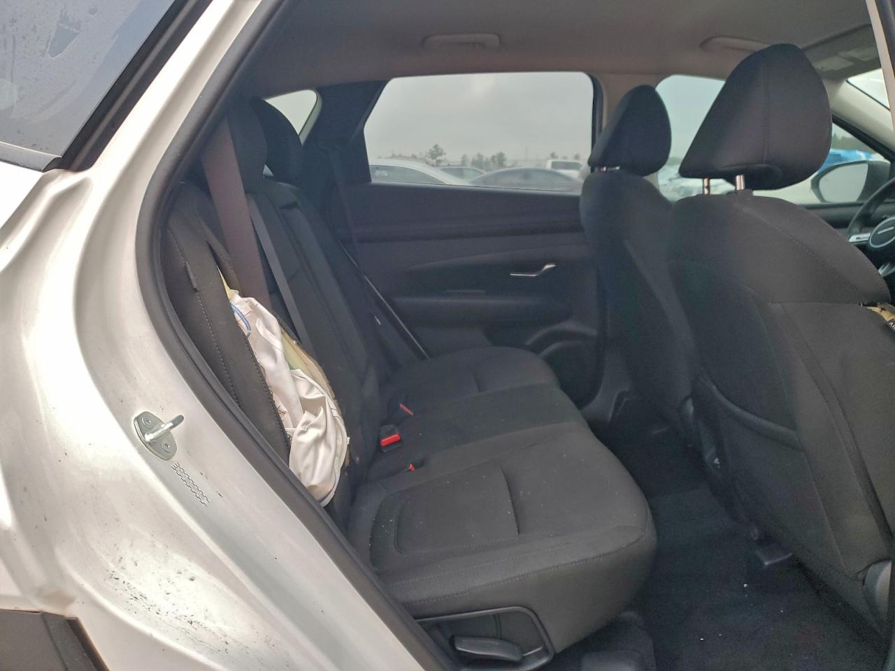 2025 HYUNDAI TUCSON SEL photo 11