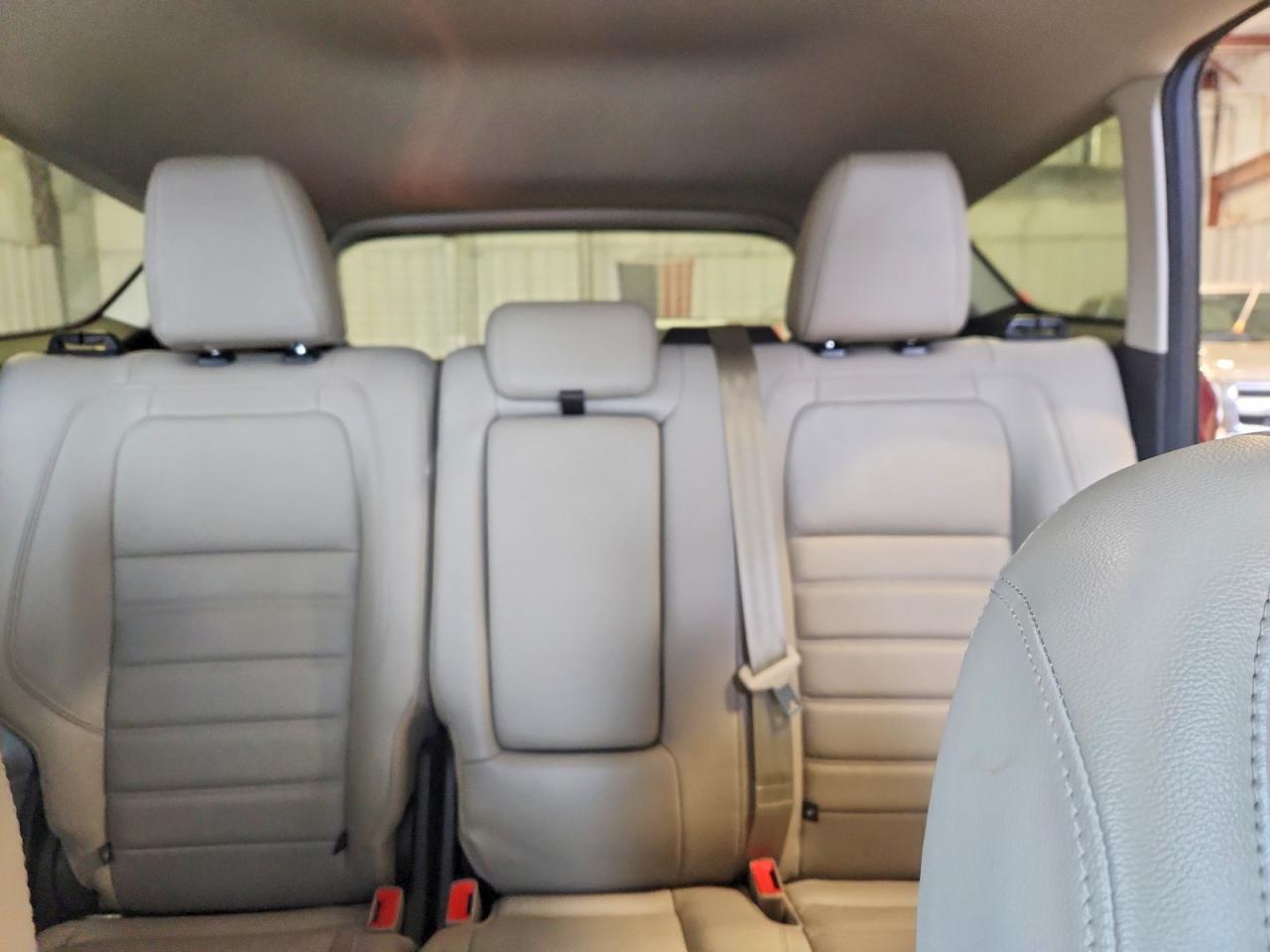 2017 FORD ESCAPE TITANIUM photo 10