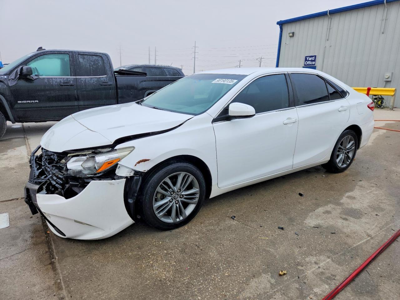 2015 TOYOTA CAMRY