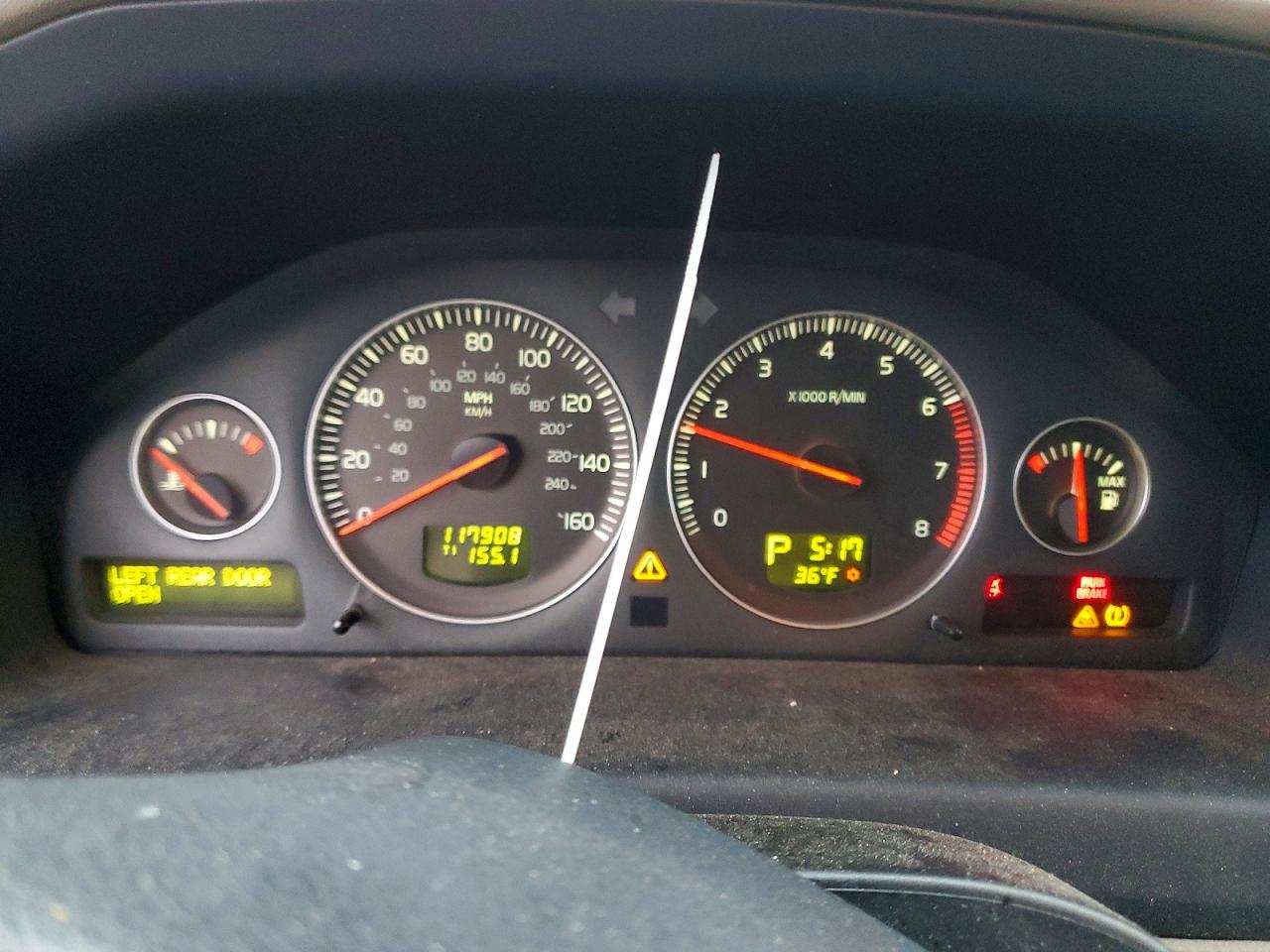 2007 VOLVO XC70 photo 9