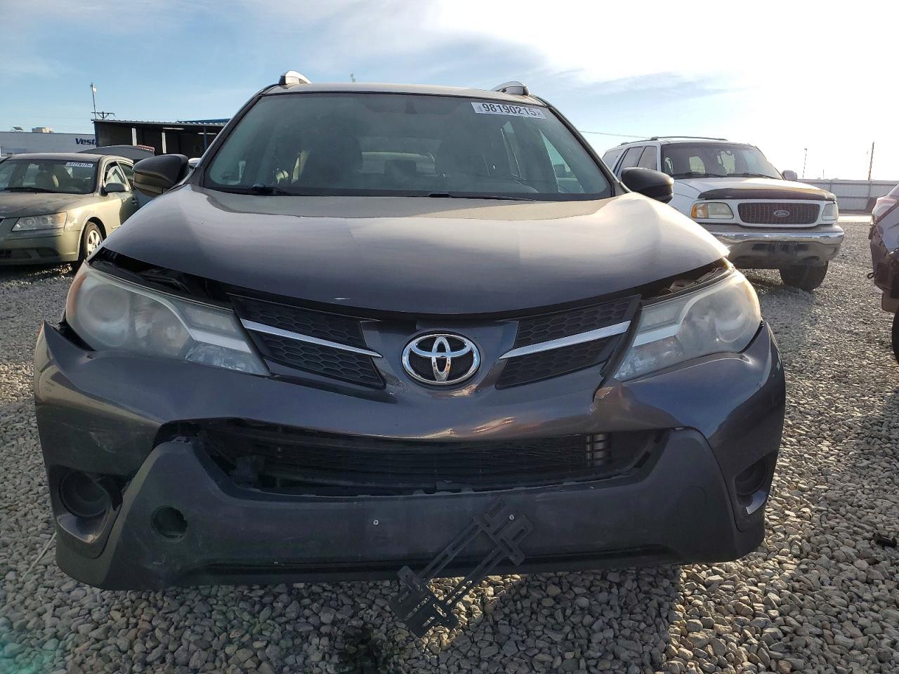 2015 TOYOTA RAV4 LE photo 5