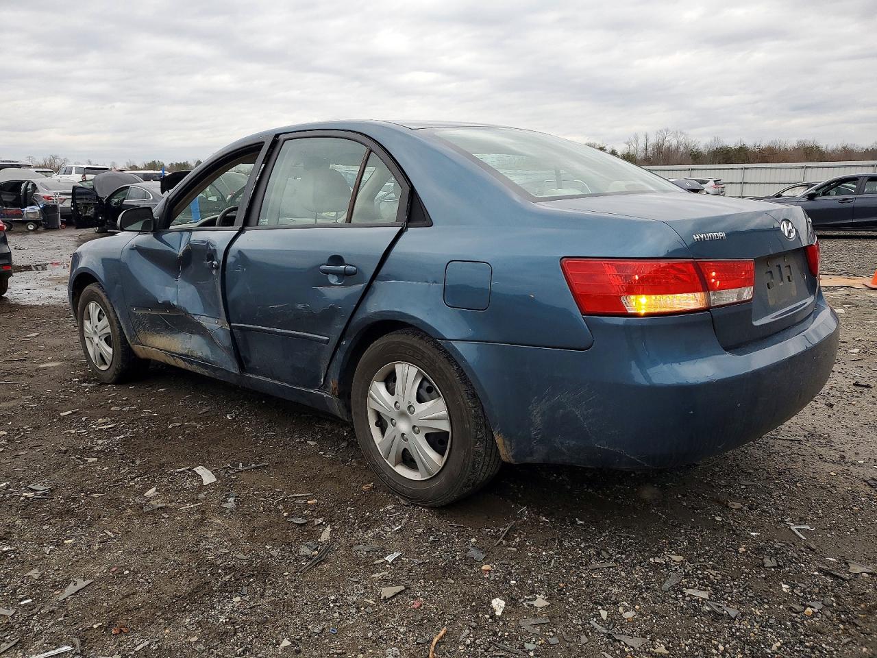 2006 HYUNDAI SONATA GL photo 2