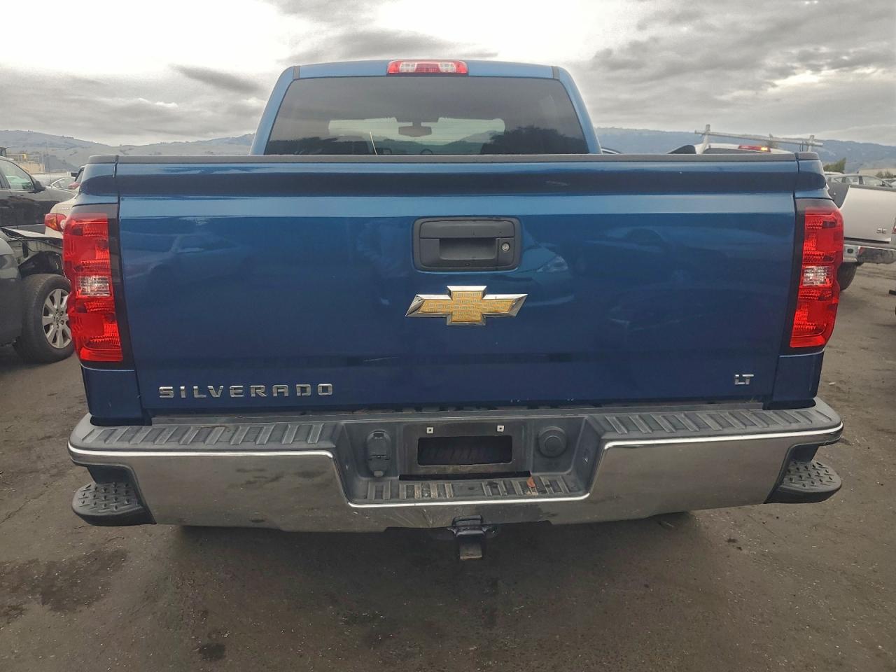 2018 CHEVROLET SILVERADO C1500 LT photo 6