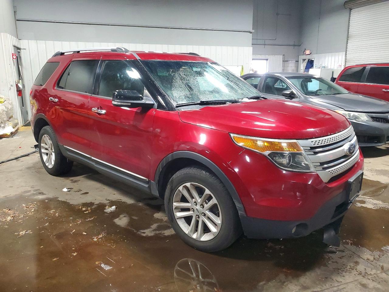 2014 FORD EXPLORER XLT photo 4