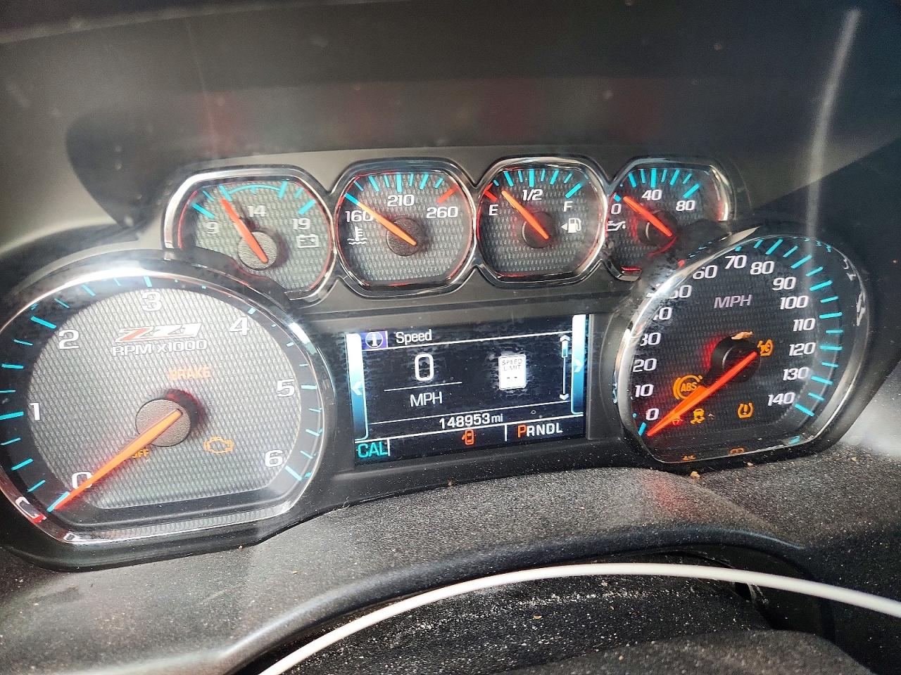2018 CHEVROLET SILVERADO K1500 LT photo 9
