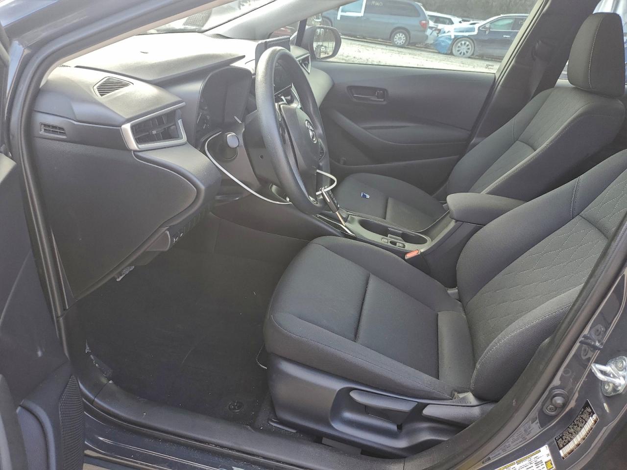 2024 TOYOTA COROLLA LE photo 7