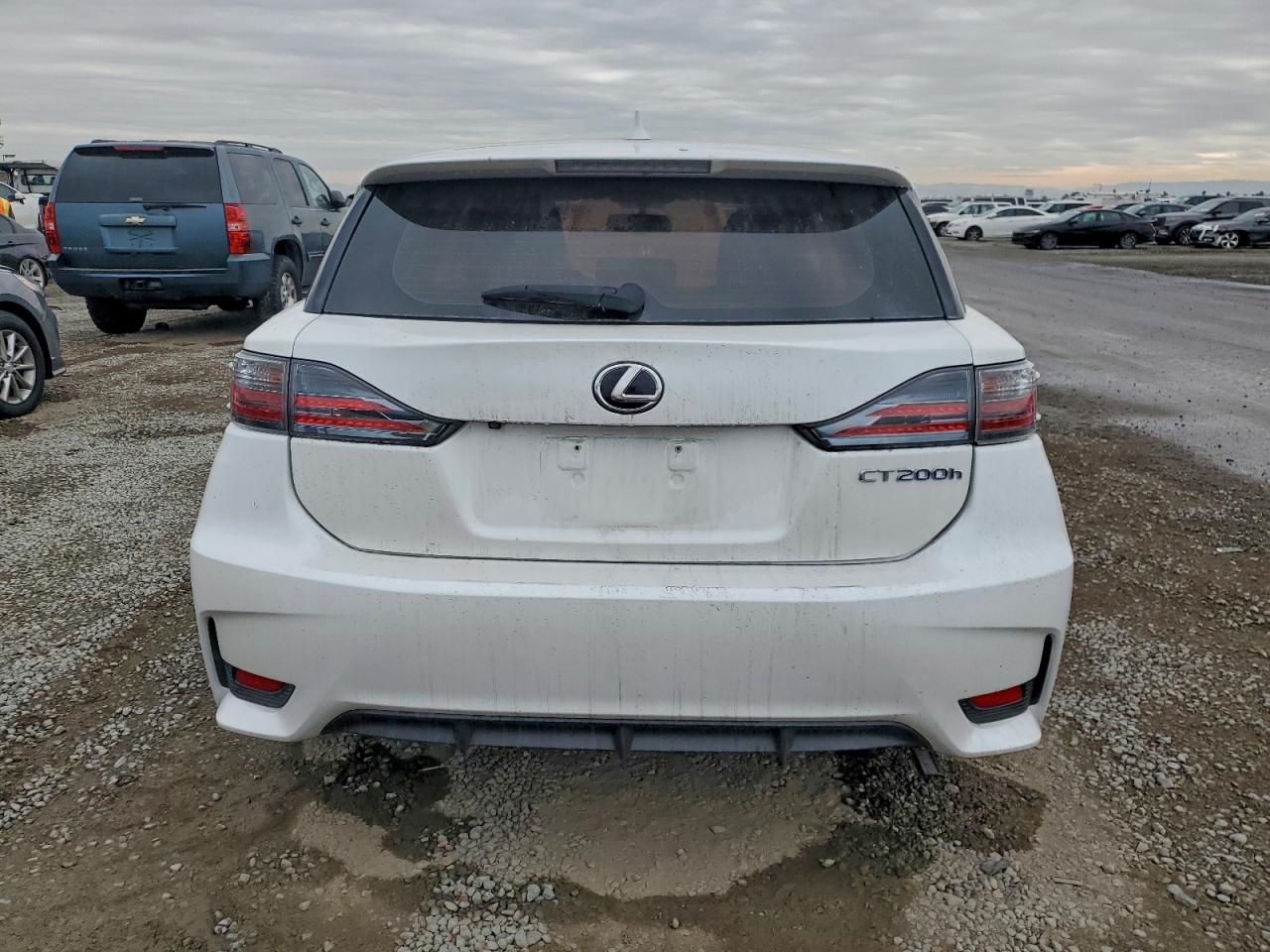 2016 LEXUS CT 200 photo 6