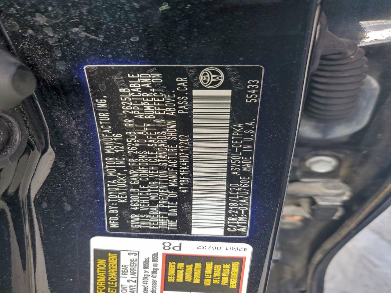 2017 TOYOTA CAMRY LE photo 13