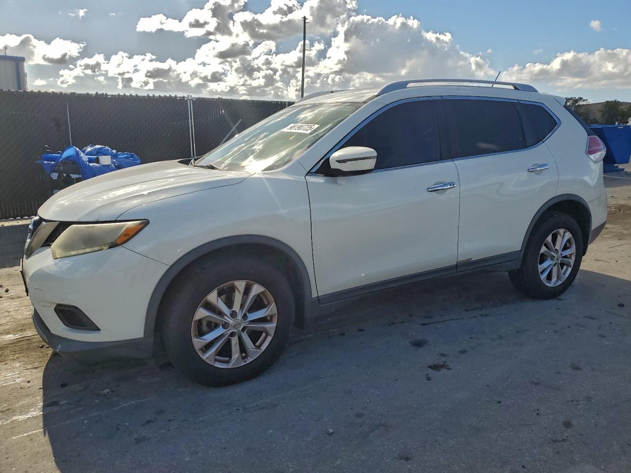 2016 NISSAN ROGUE