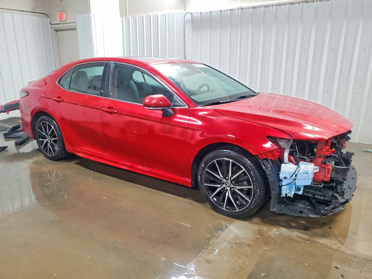 2021 TOYOTA CAMRY SE photo 4