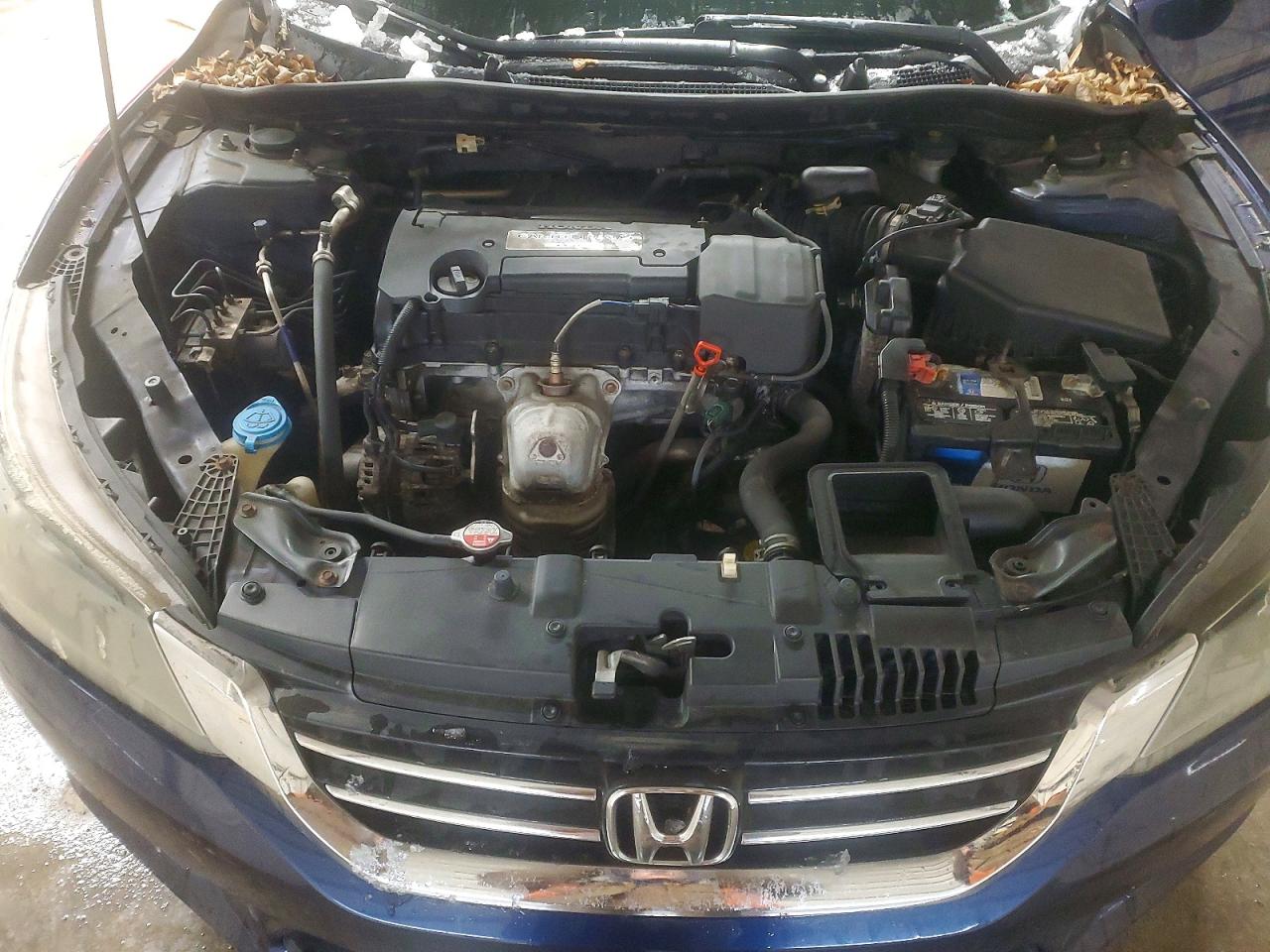 2014 HONDA ACCORD LX photo 11