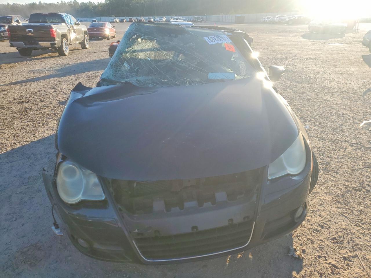 2009 VOLKSWAGEN EOS LUX photo 5