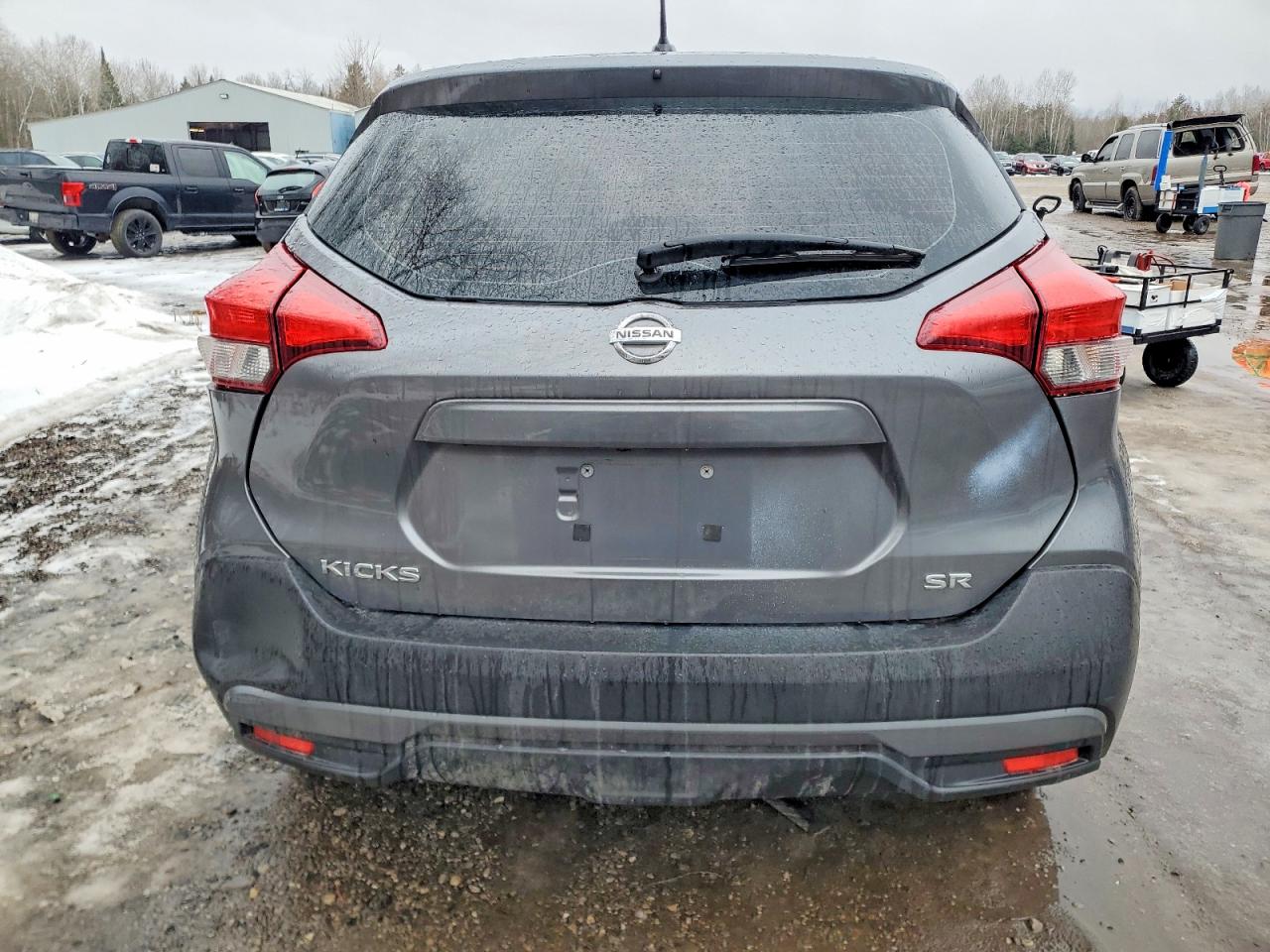 2019 NISSAN KICKS S photo 6