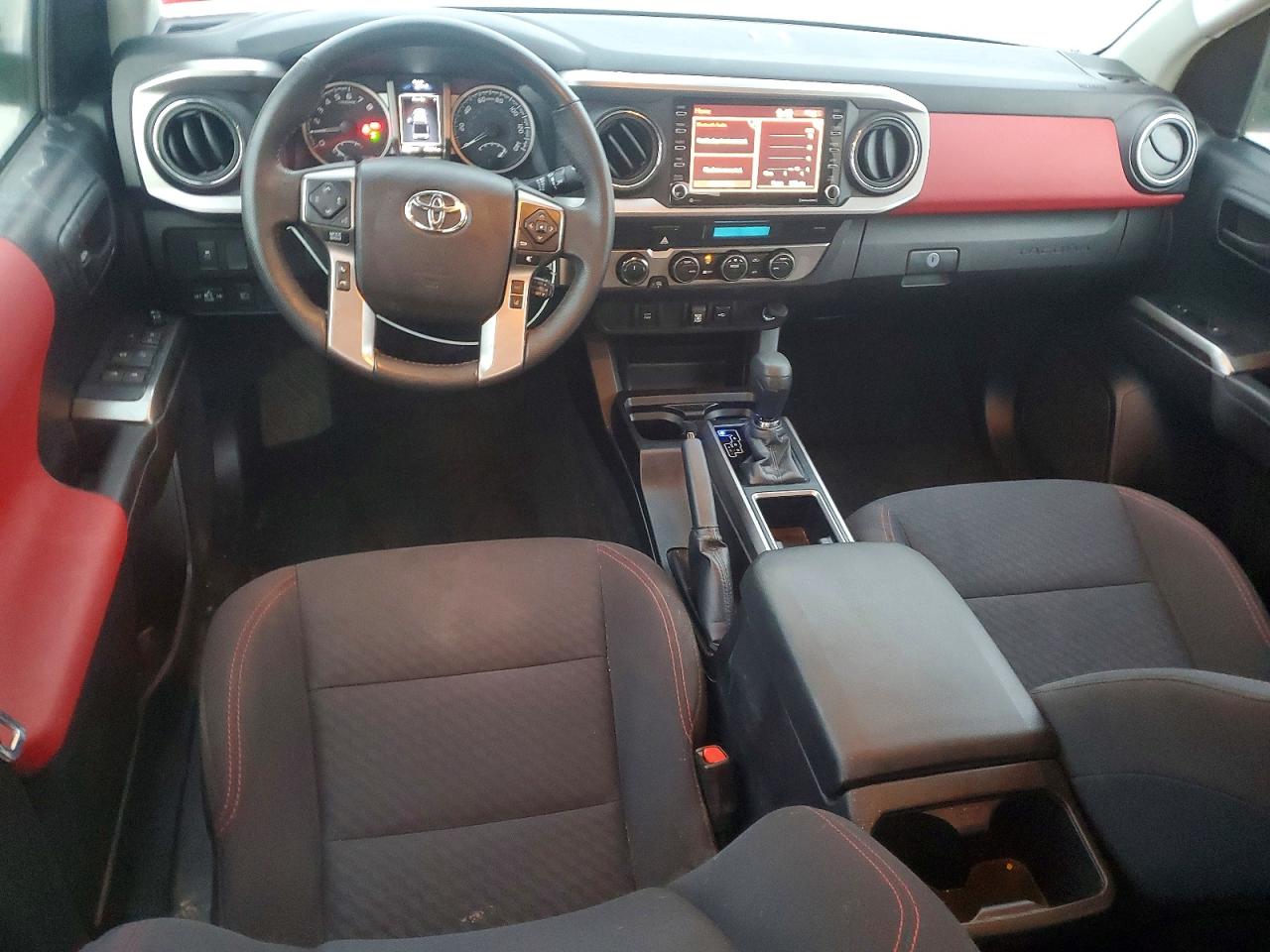 2021 TOYOTA TACOMA DOUBLE CAB photo 8
