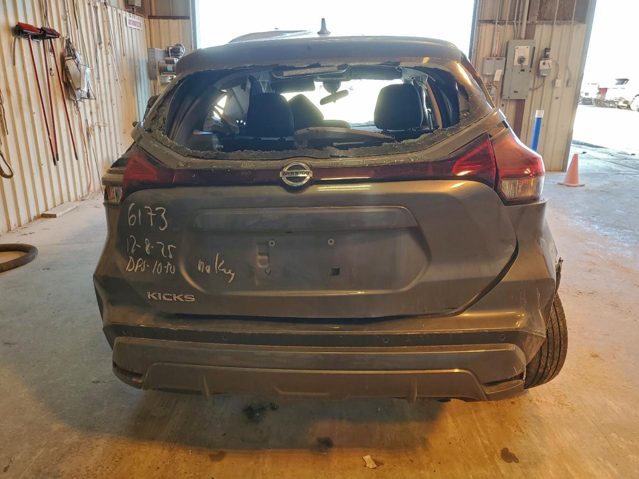 2021 NISSAN KICKS S photo 6
