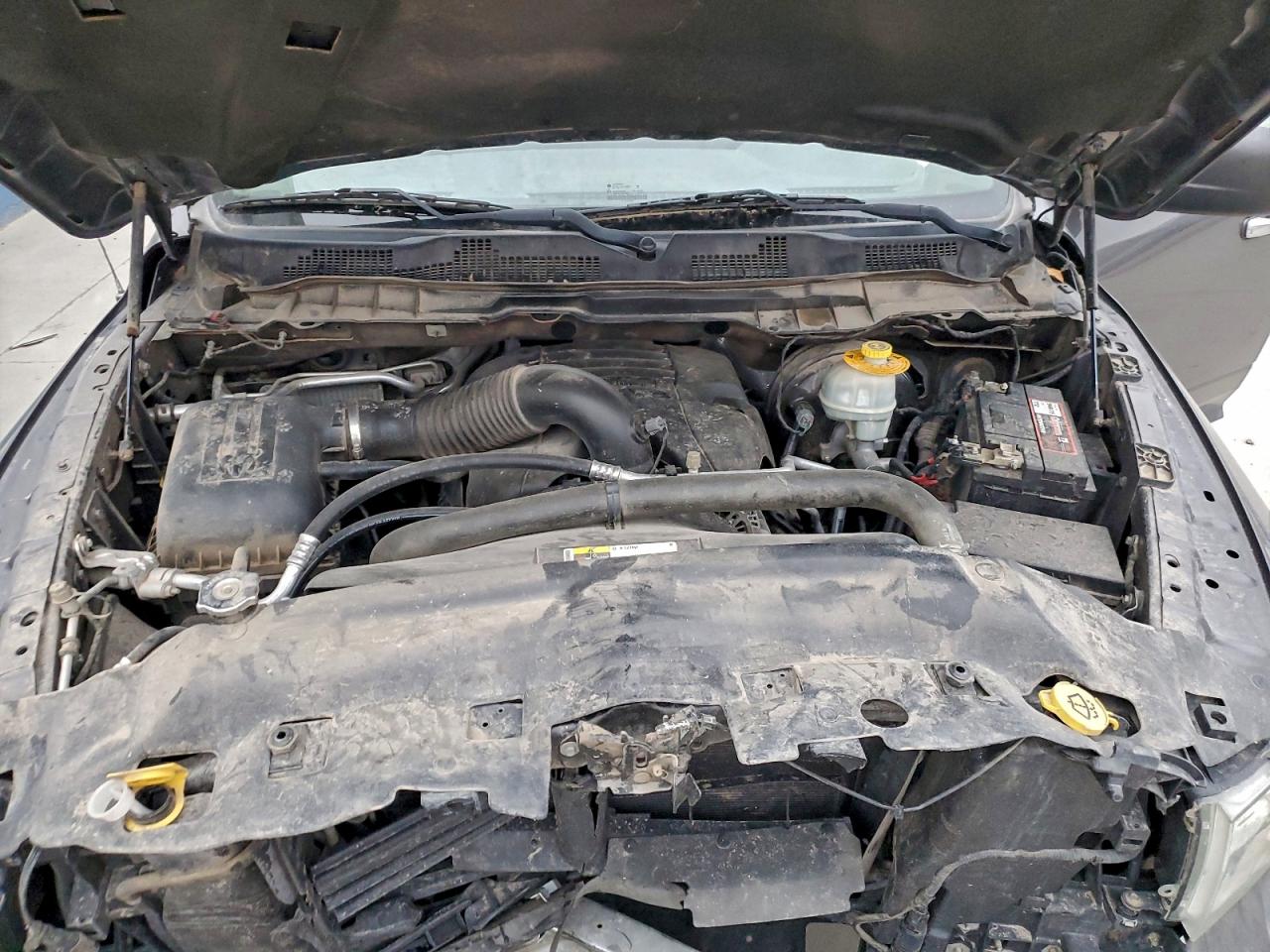 2016 RAM 1500 SLT photo 11