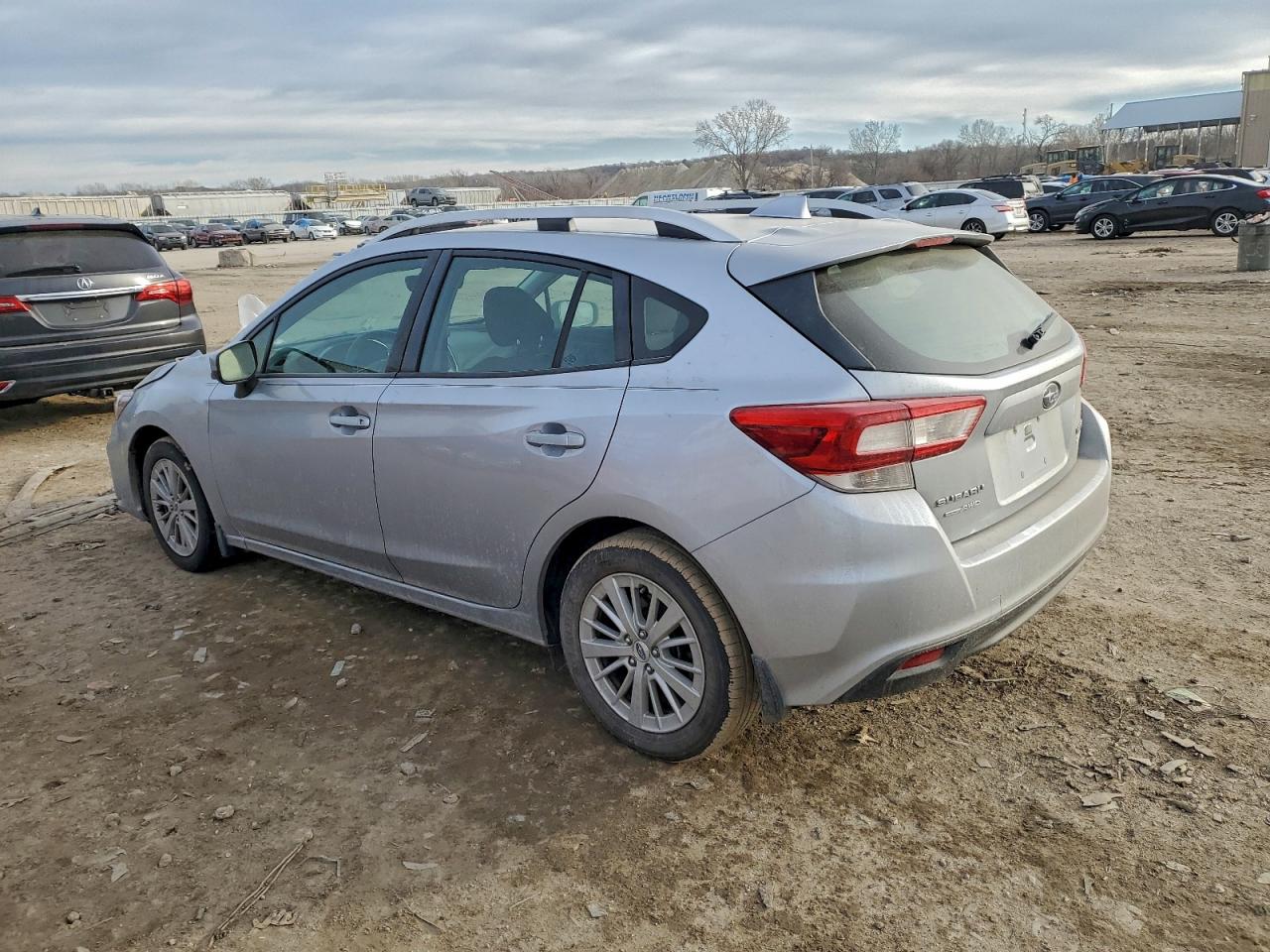 2017 SUBARU IMPREZA PREMIUM photo 2