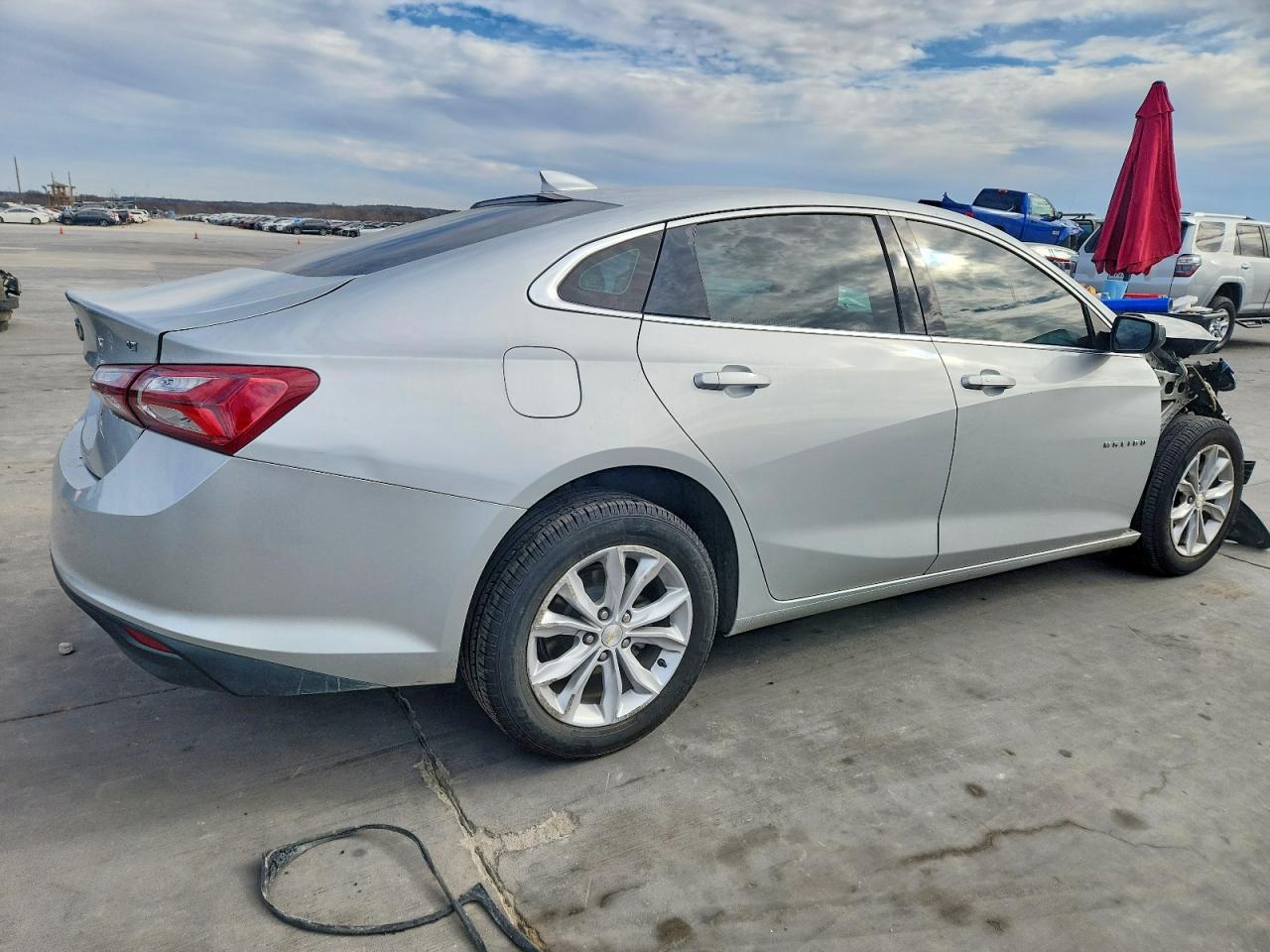 2022 CHEVROLET MALIBU LT photo 3