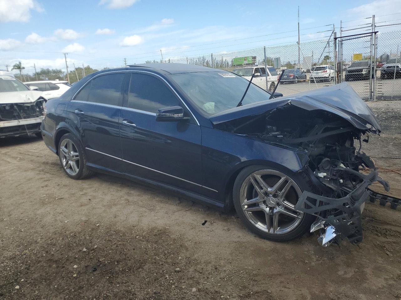 2011 MERCEDES-BENZ E 350 photo 4