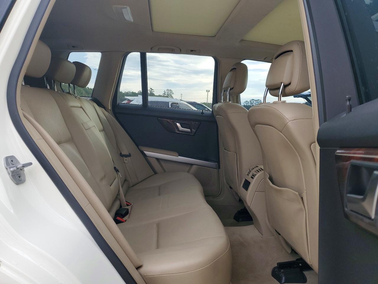 2012 MERCEDES-BENZ GLK 350 photo 11