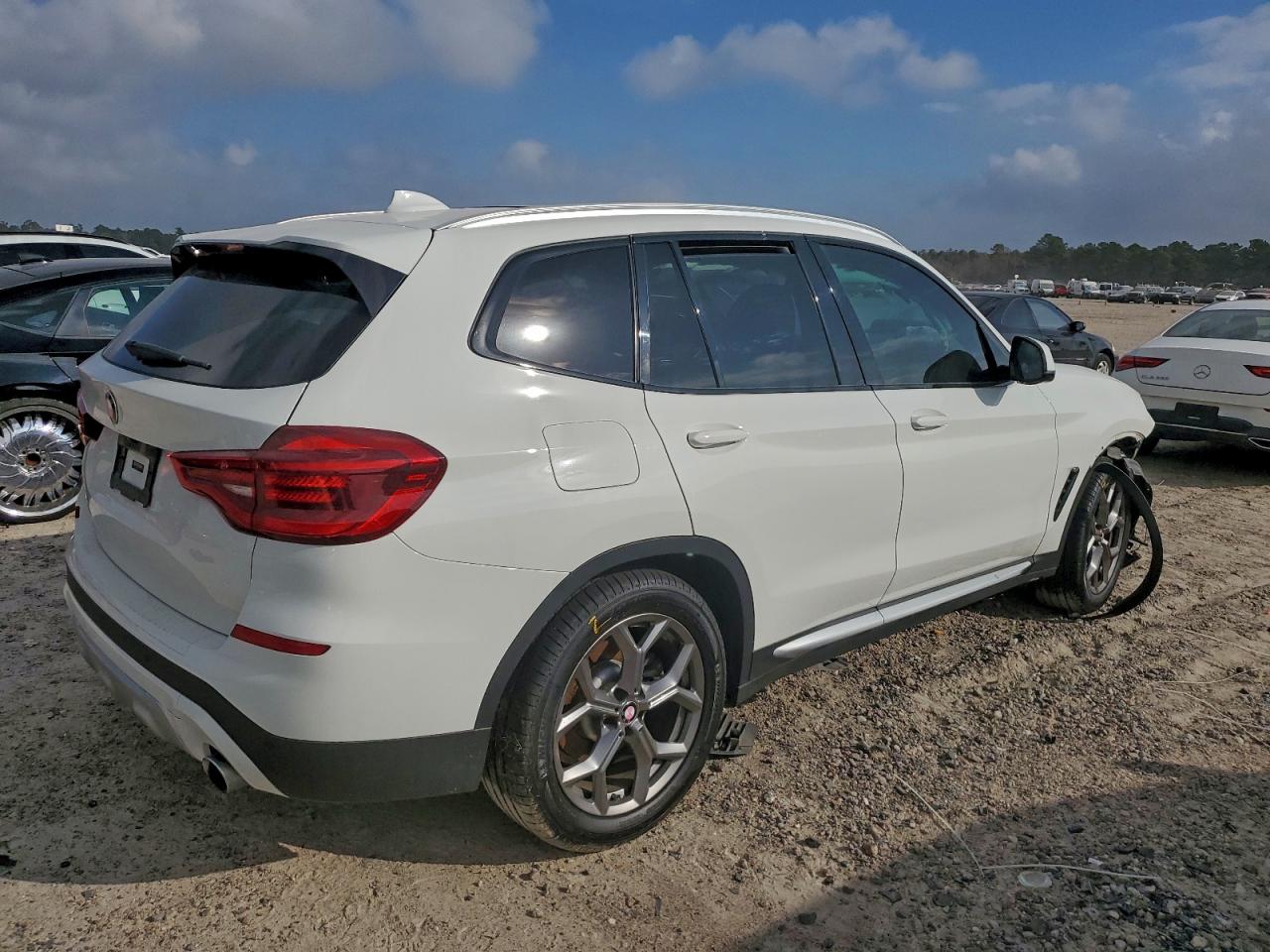 2020 BMW X3 SDRIVE30I photo 3