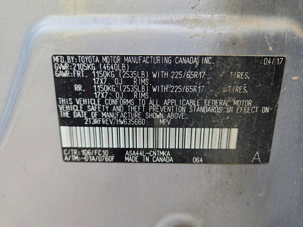 2017 TOYOTA RAV4 XLE photo 13