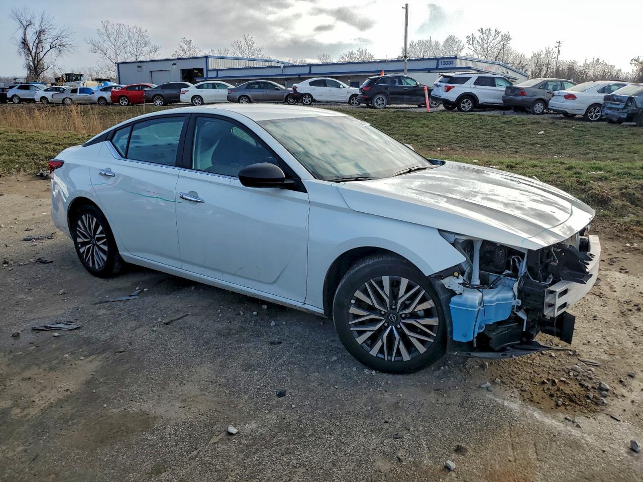 2025 NISSAN ALTIMA SV photo 4