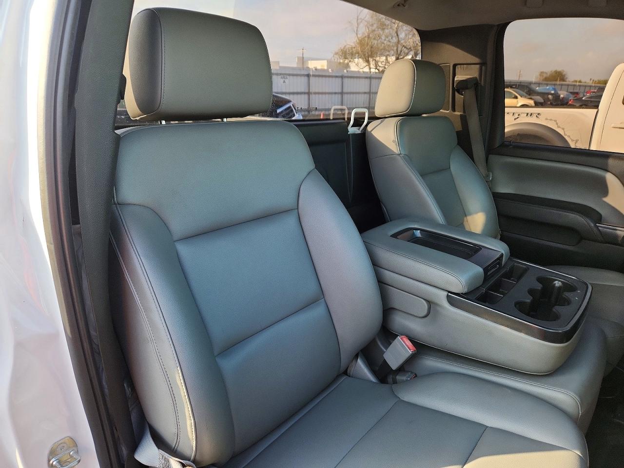 2015 CHEVROLET SILVERADO K1500 photo 10