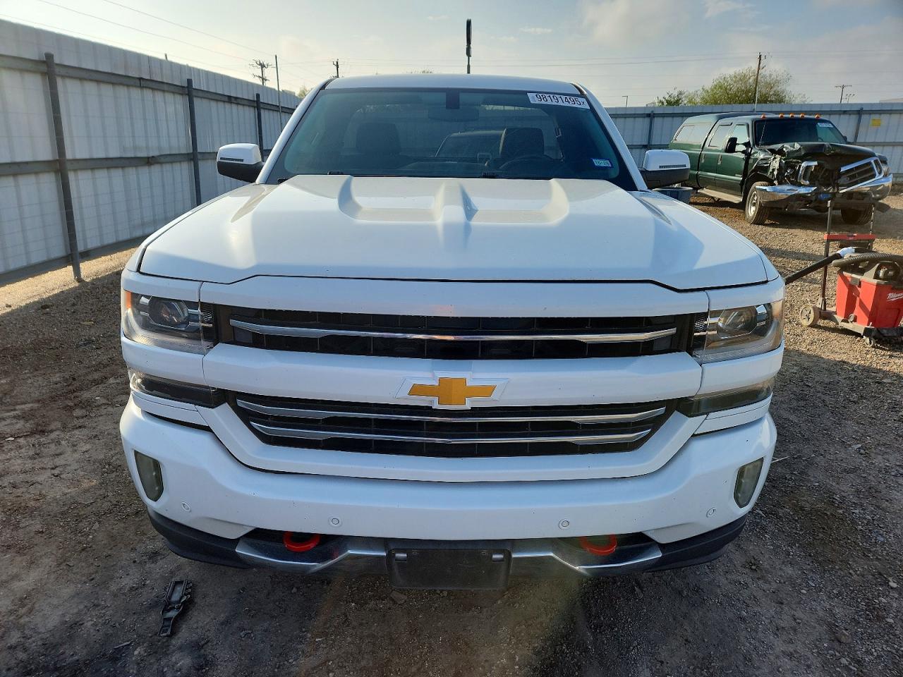 2015 CHEVROLET SILVERADO K1500 photo 5