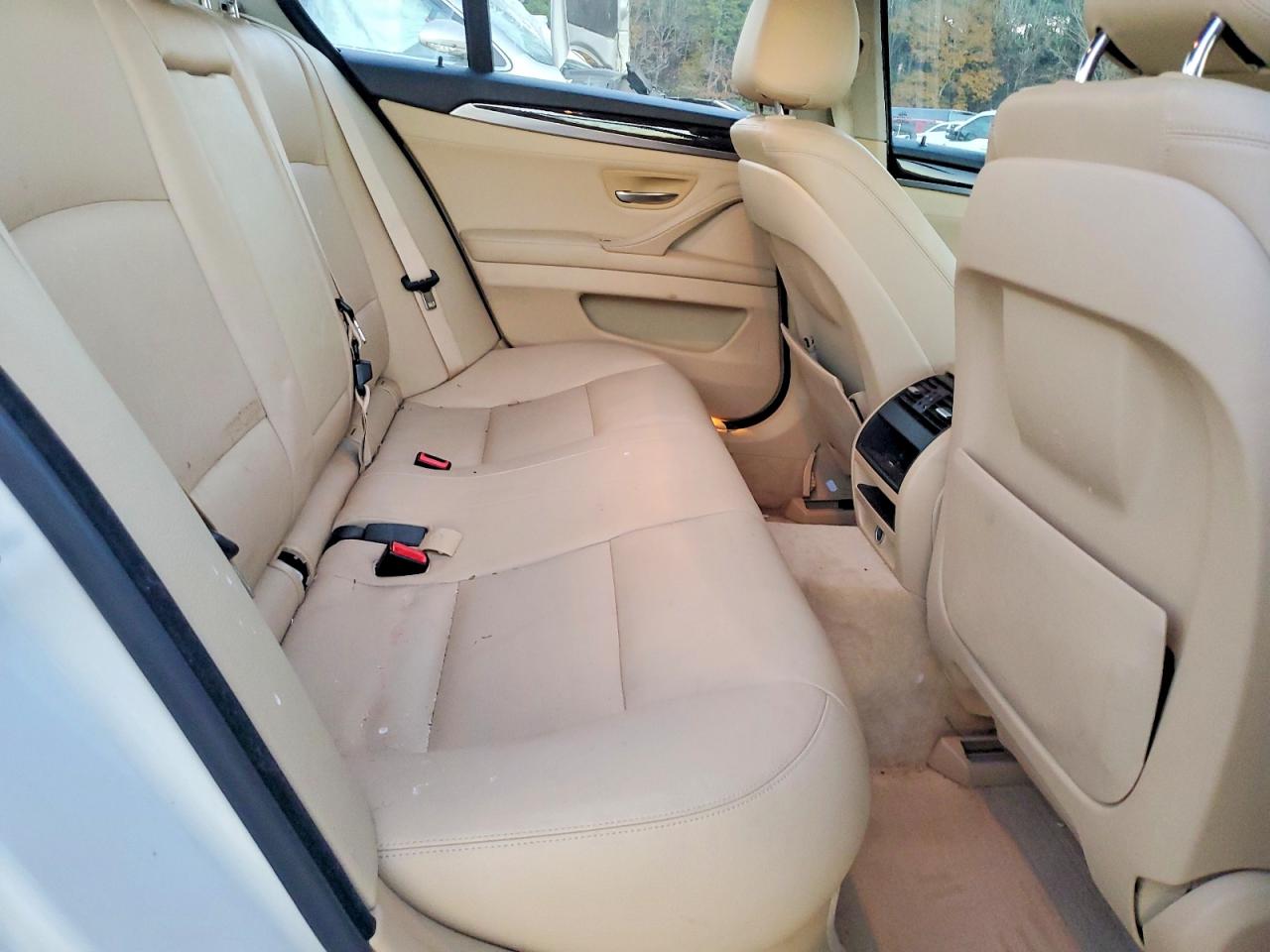 2015 BMW 528 I photo 19