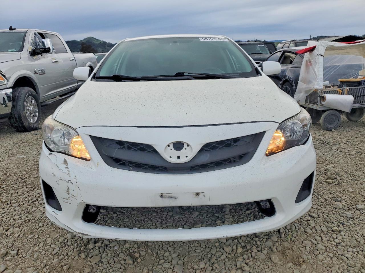 2011 TOYOTA COROLLA BASE photo 5