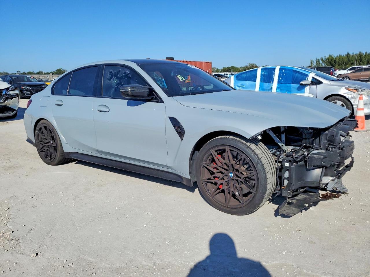 2025 BMW M3 COMPETITION photo 4