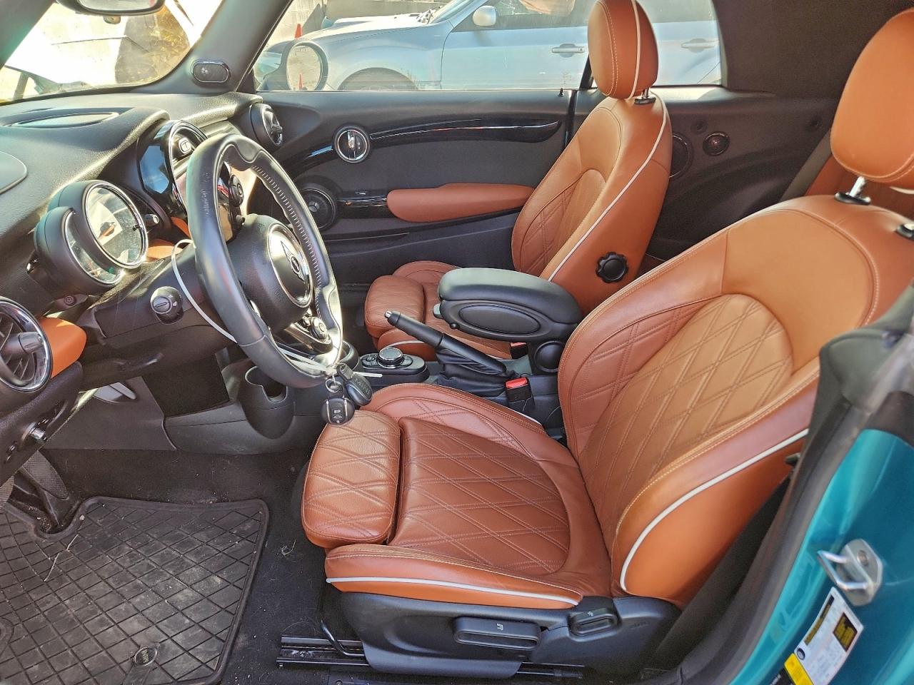 2019 MINI COOPER S photo 7