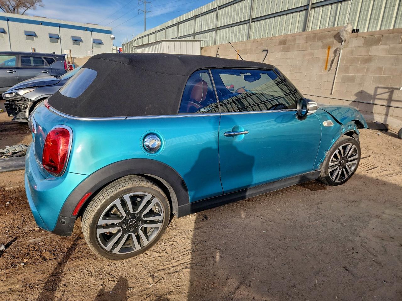 2019 MINI COOPER S photo 3