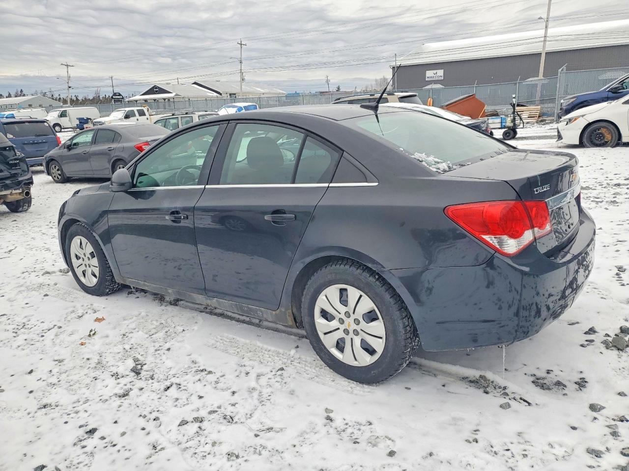 2014 CHEVROLET CRUZE LT photo 2