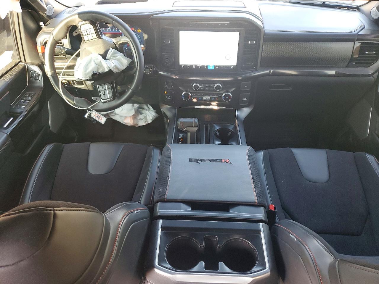 2024 FORD F150 RAPTOR photo 8
