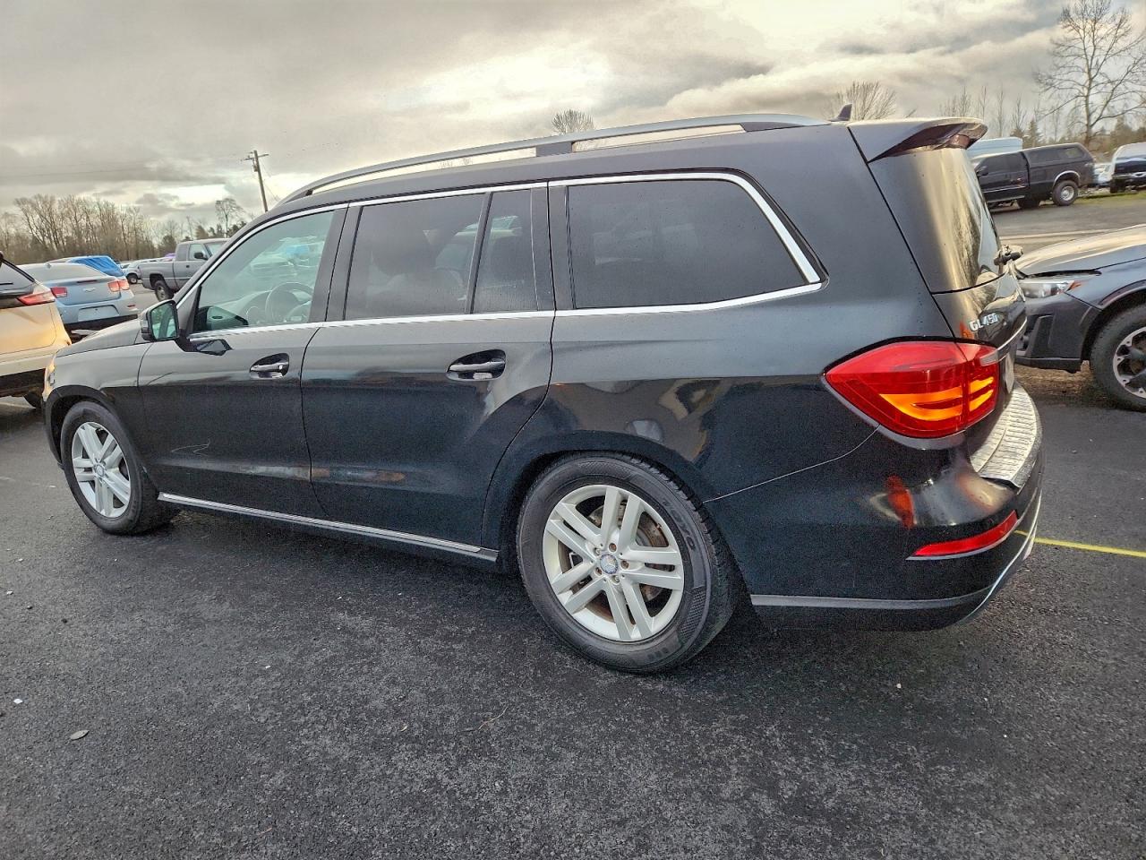 2013 MERCEDES-BENZ GL 450 4MATIC photo 2