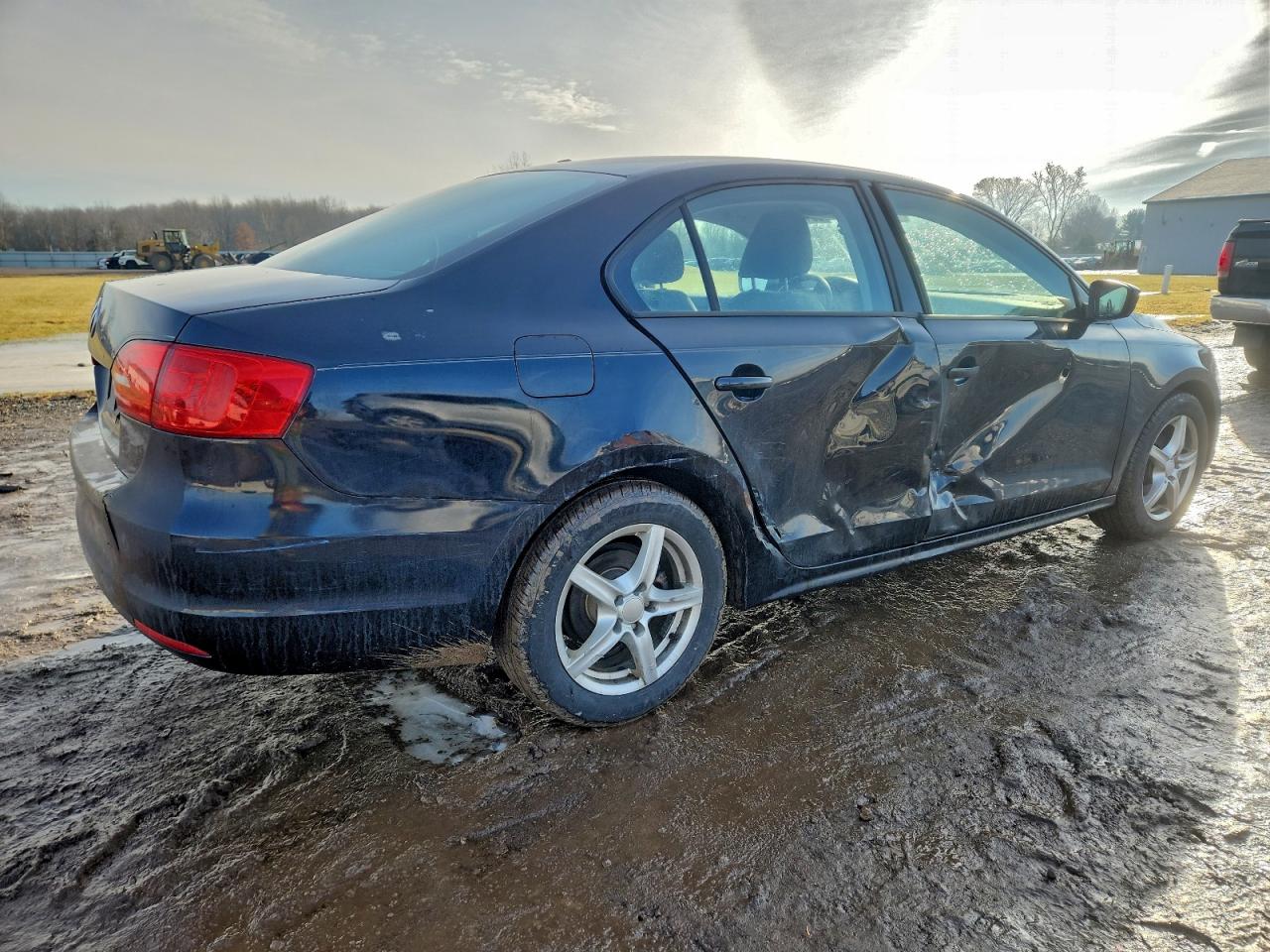 2013 VOLKSWAGEN JETTA BASE photo 3