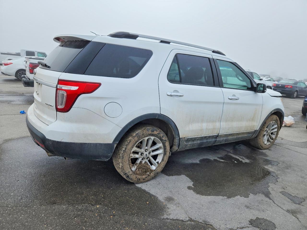 2014 FORD EXPLORER XLT photo 3