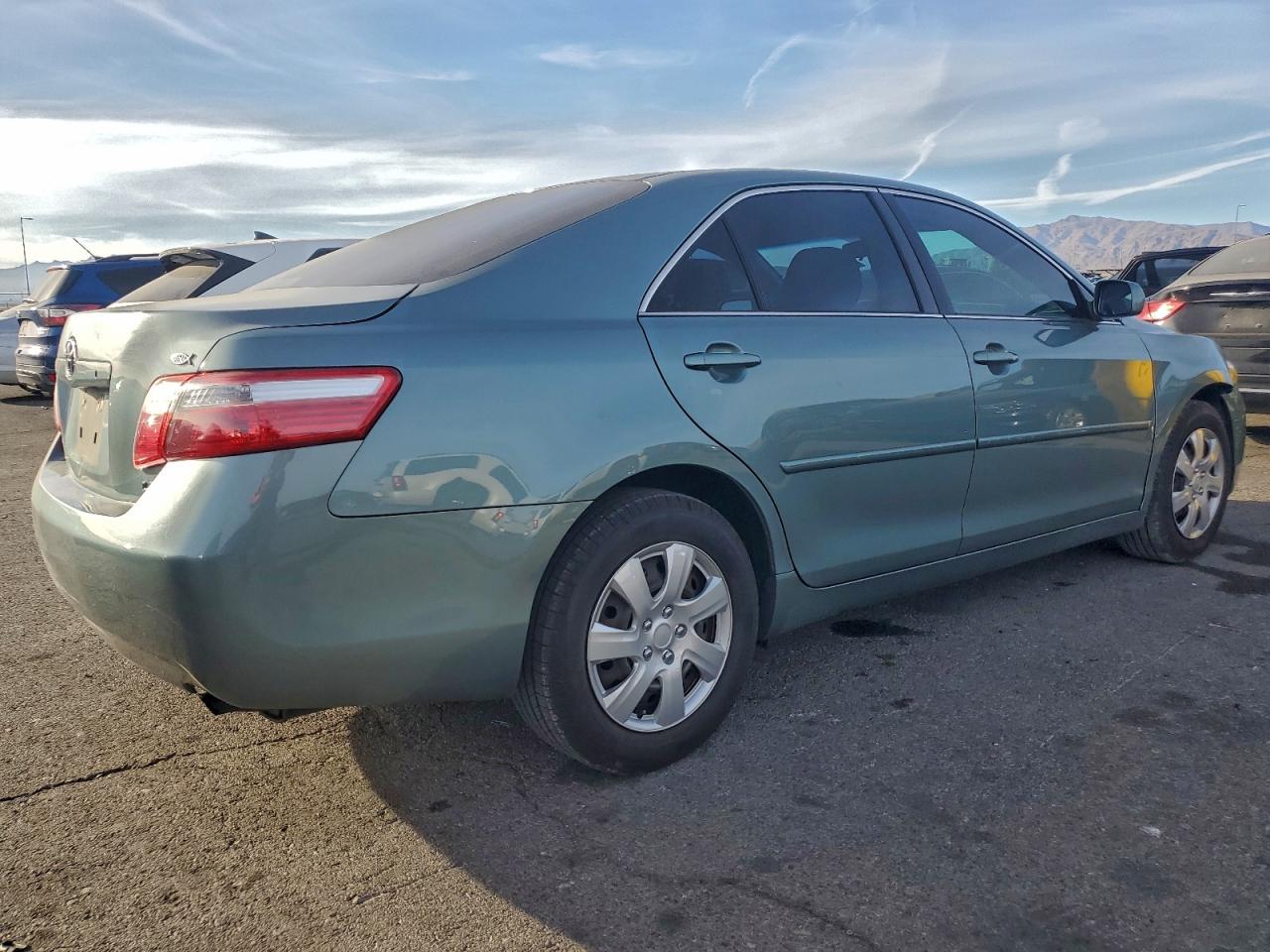 2009 TOYOTA CAMRY BASE photo 3