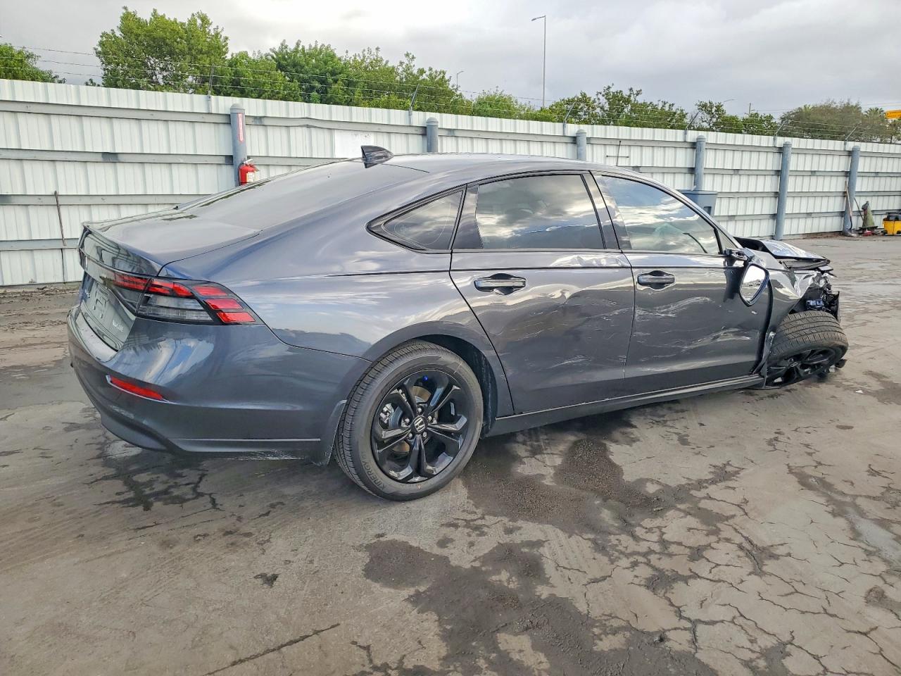 2025 HONDA ACCORD SE photo 5
